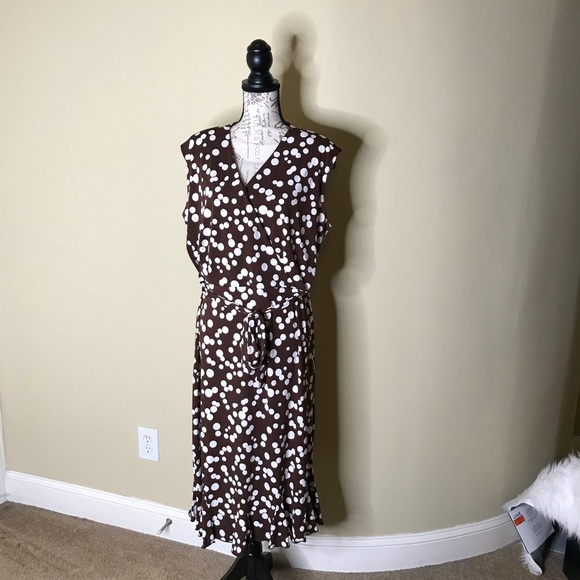 Glamour & Co. Dresses & Skirts - Glamour Polka Dot Ladies Dress size 18w